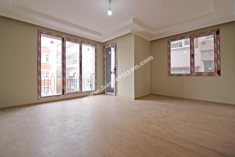 Küçükçekmece Cennet Satılık Cadde Üzeri  Sıfır Lüx 2+1 Daire.-1