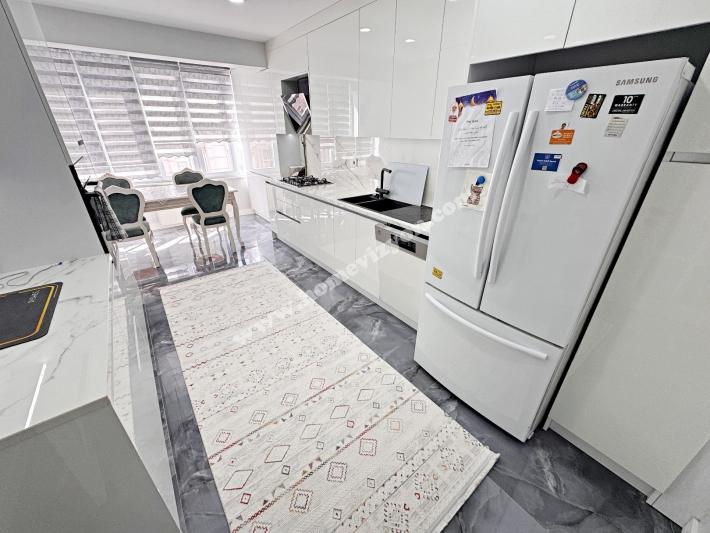 Bahçelievler Kocasinan Satılık Geniş Ferah Lüx 5+2 Dublex Daire.-1