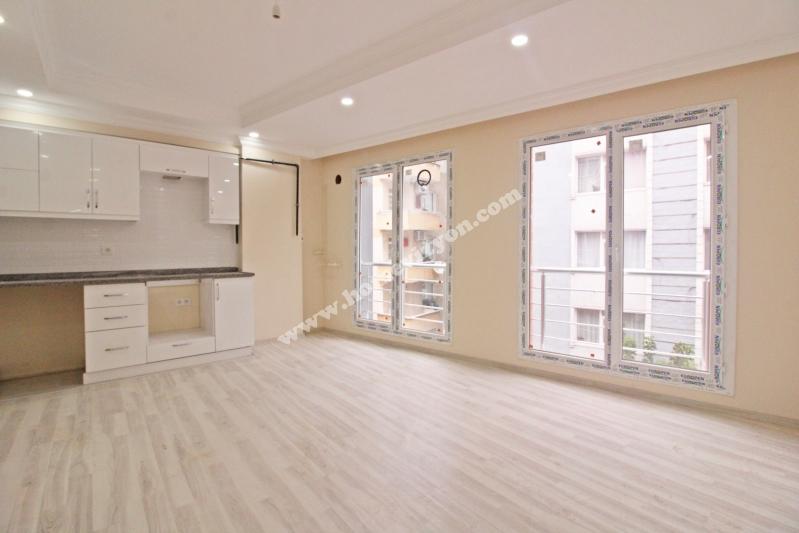 Bahçelievler Soğanlı Basınsitesi Satılık Yeni Binada Lüx 2+1 Daire.-1