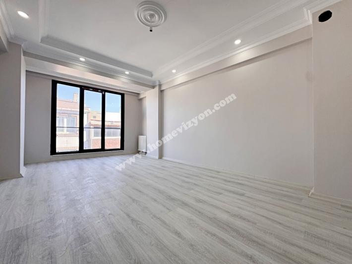 Bahçelievler Yenibosna Satılık OTOPARKLI Sıfır Lüx 5+2 Dublex Daire.-1