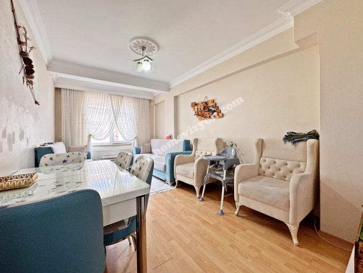 Bahçelievler Zafer Satılık Ferah 2+1 Daire.-1