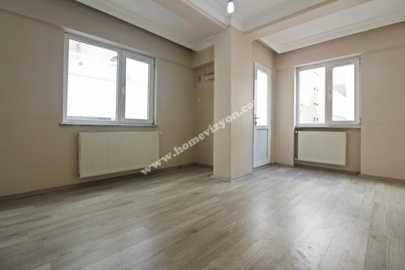 Bahçelievler Zafer Satılık Masrafsız 2+1 Daire.-1