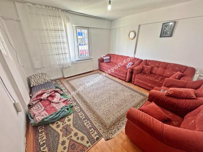 Bahçelievler Zafer Kiralık 2+1 Daire.-1