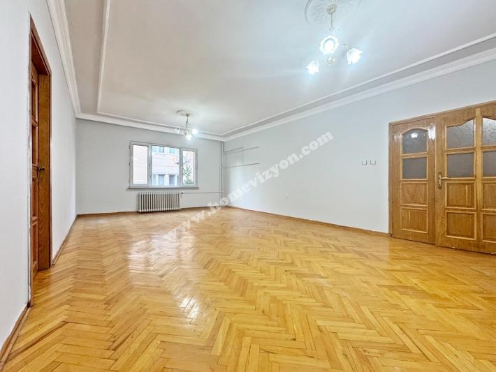 Bahçelievler Yenibosna Kiralık Daire 6963